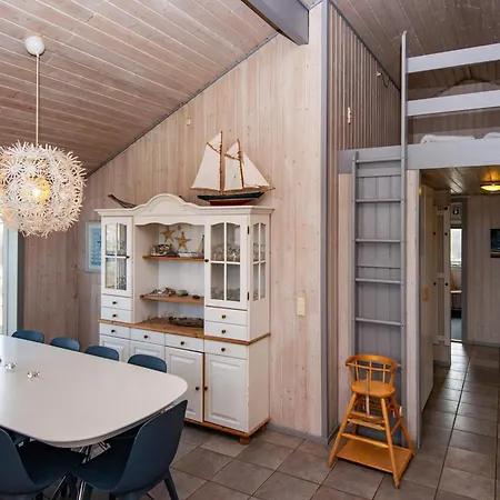 Family-friendly Haven With Pool - By Traum