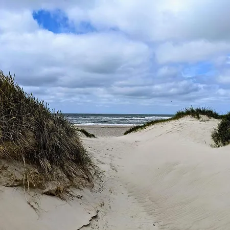 Family-friendly Haven With Pool - By Traum Vakantiehuis *