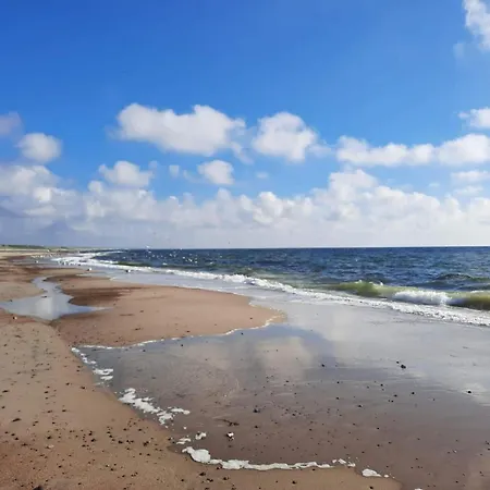 4 Star In Henne Henne Strand