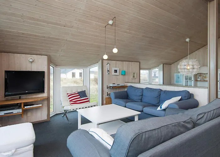 Family-friendly Haven With Pool - By Traum 別荘 *