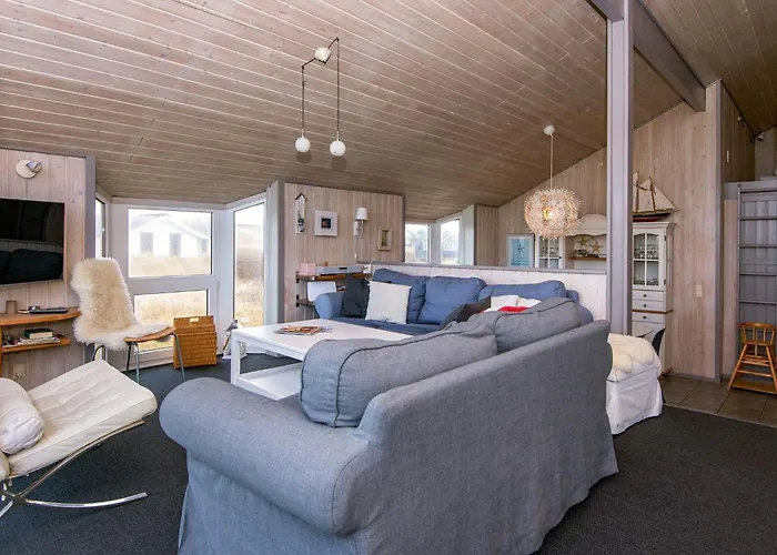 Family-friendly Haven With Pool - By Traum 別荘 ヘンネ・ストランド