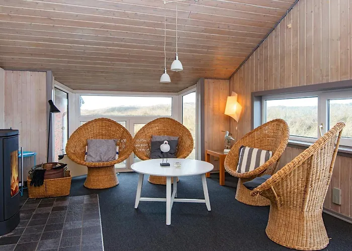 Family-friendly Haven With Pool - By Traum ヘンネ・ストランド